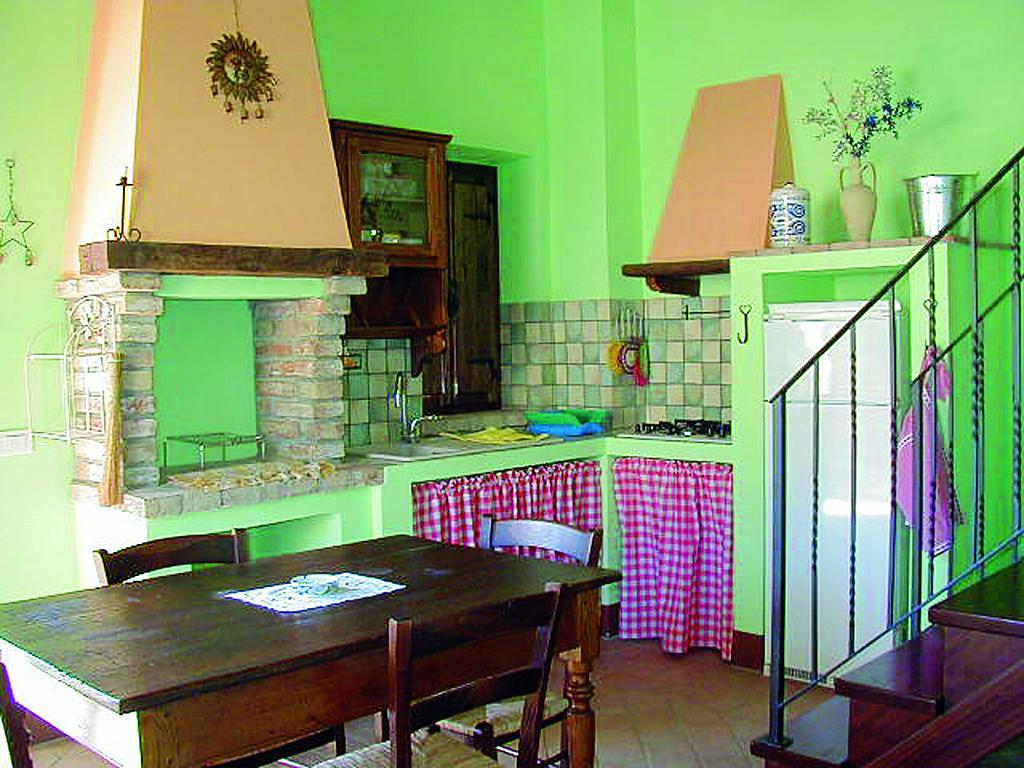 Agriturismo Casale Poggio Colpiccione Passignano sul Trasimeno Exterior foto