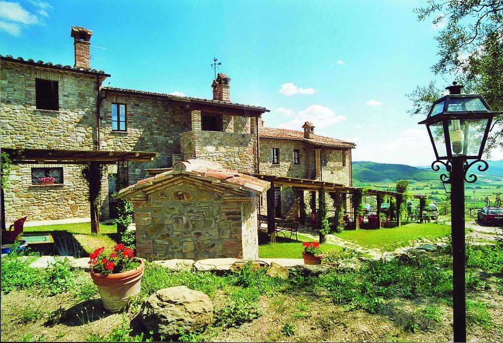 Agriturismo Casale Poggio Colpiccione Passignano sul Trasimeno Exterior foto