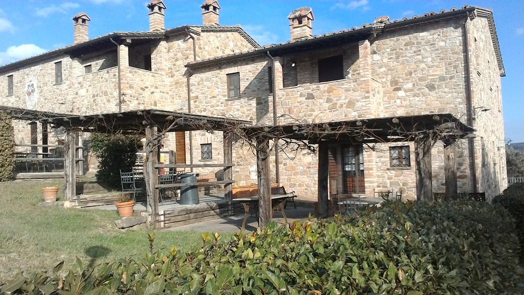 Agriturismo Casale Poggio Colpiccione Passignano sul Trasimeno Exterior foto
