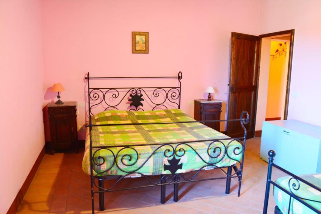 Agriturismo Casale Poggio Colpiccione Passignano sul Trasimeno Exterior foto